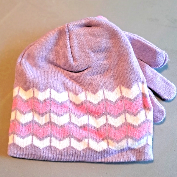 Disney Stitch Purple, Pink, And White Hat And Gloves - Picture 2 of 2